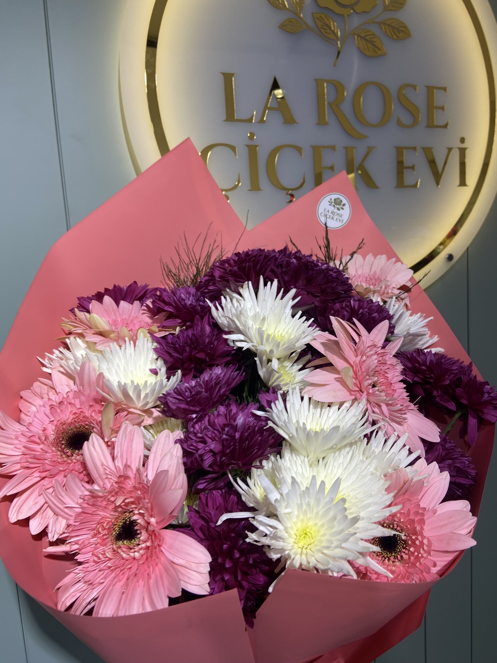 Kasımpatı ve gerbera buketi 