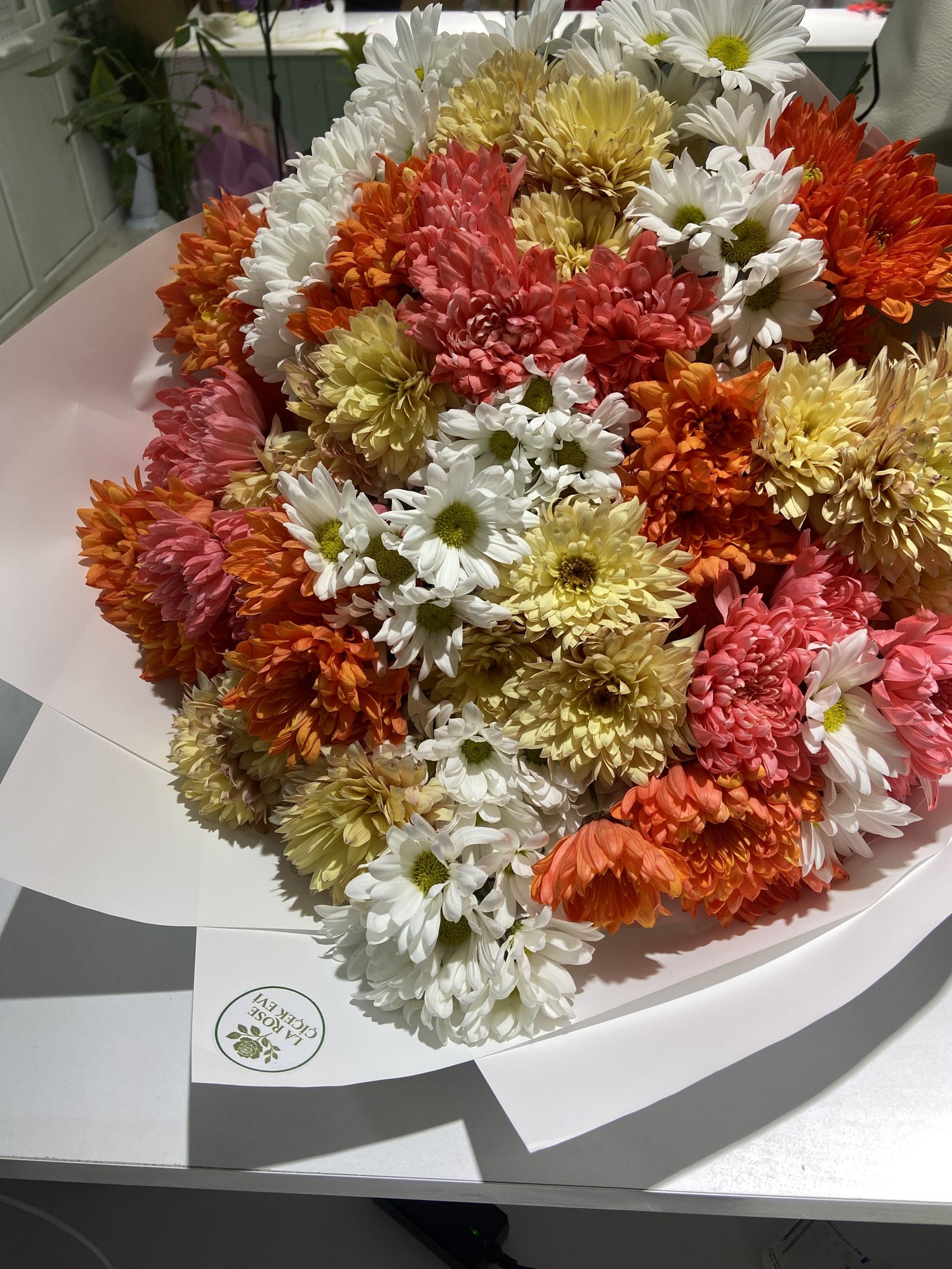 Mevsim çiçekleri buket 